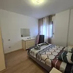 Kien Appartement Vlorë